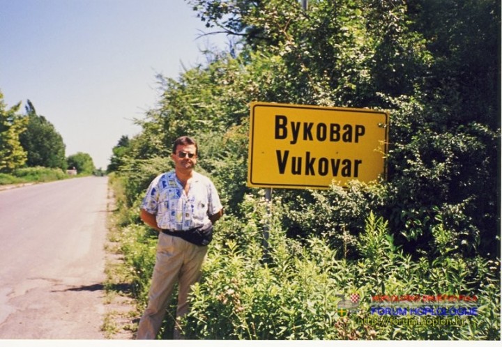 Untitled-Scanned-06.jpg
