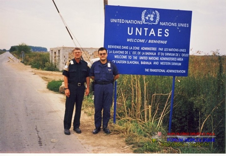 Untitled-Scanned-10.jpg