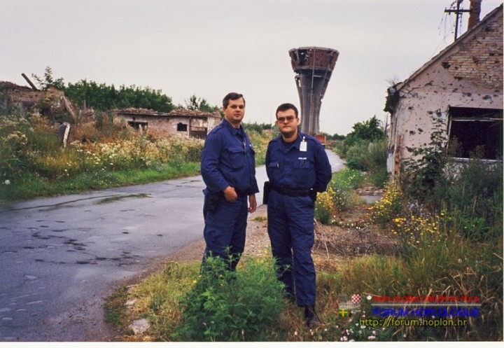 Untitled-Scanned-15.jpg