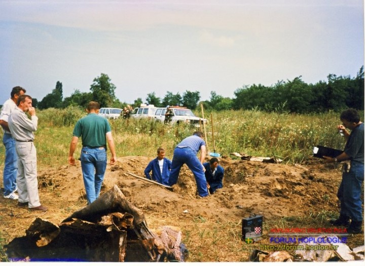 Untitled-Scanned-21.jpg