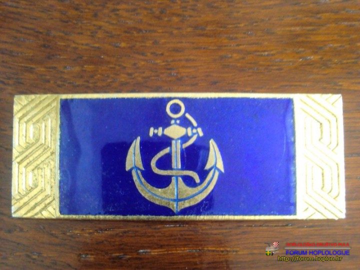 Croatian Police - chest tag of  maritime units - obsolete.jpg