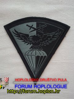 Češka - paraschute.jpg